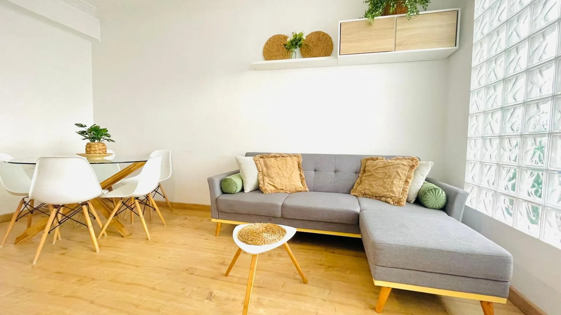 Atico Con Terraza En El Centro De Tarragona Apartment
