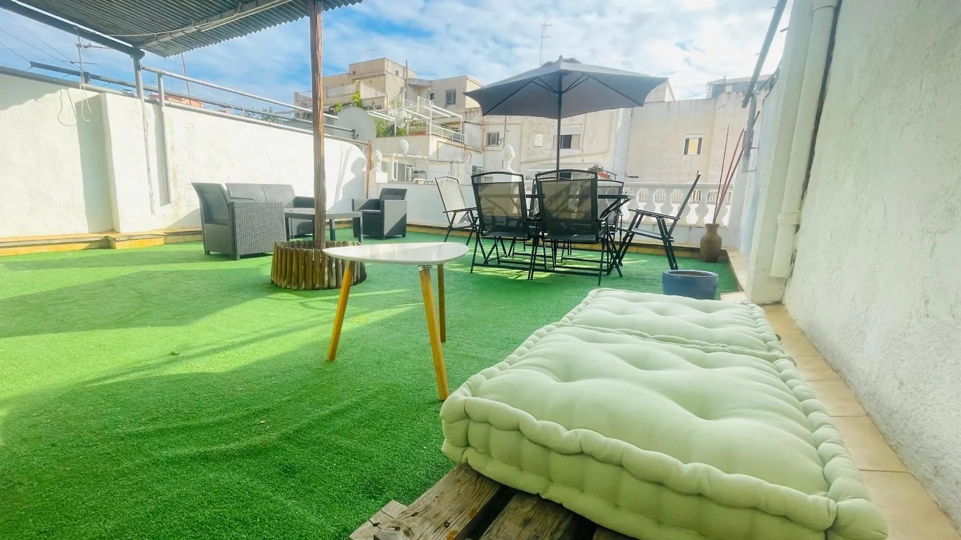 Atico Con Terraza En El Centro De Tarragona Apartment