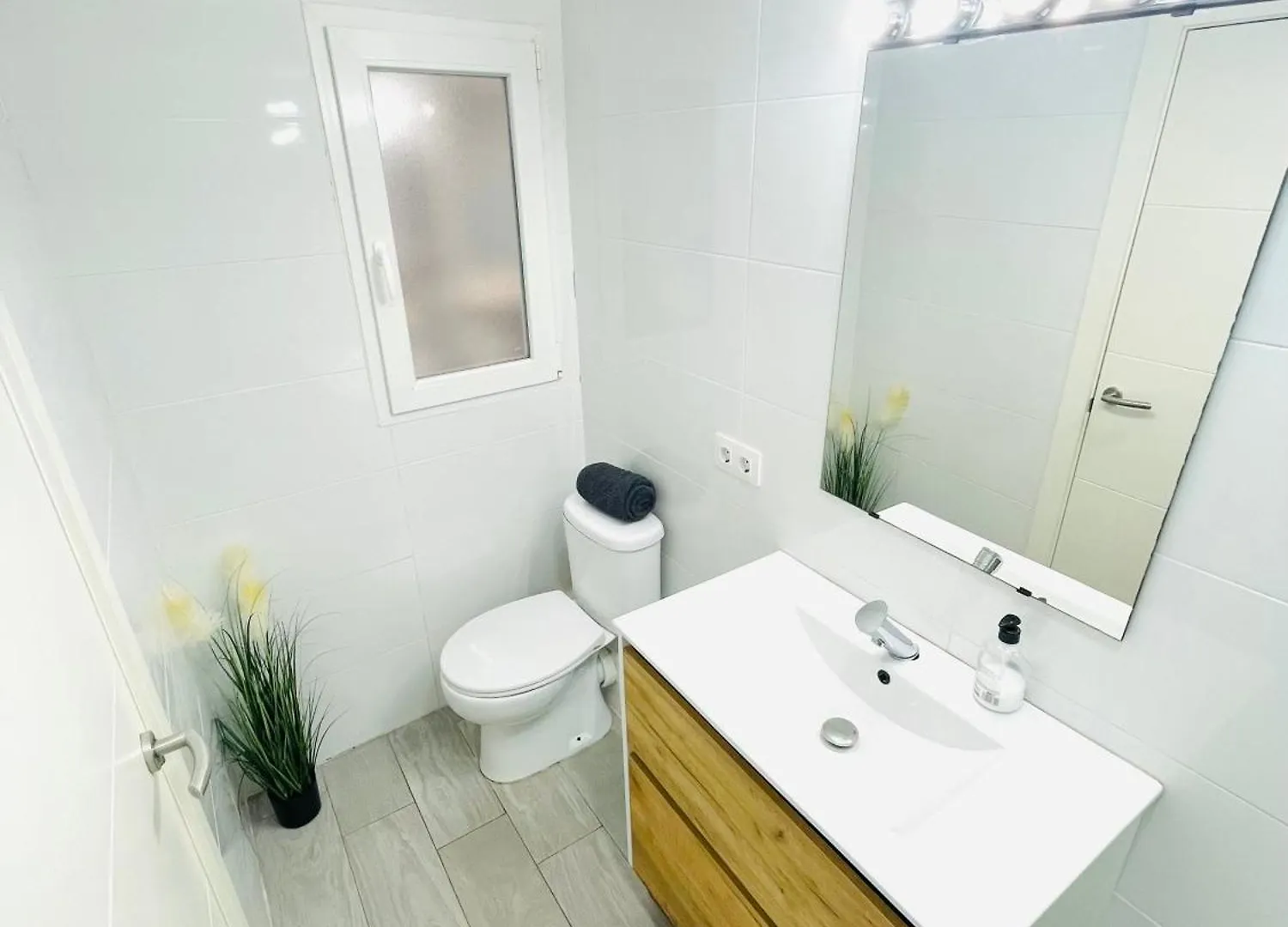 Atico Con Terraza En El Centro De Tarragona Apartment Spain