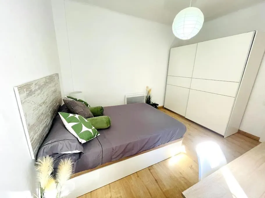 Atico Con Terraza En El Centro De Tarragona Apartment